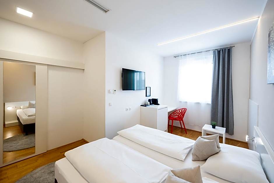 SHOME Hotel Graz I Self-Check-In I Free Parking