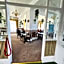 Four Oaks Hotel