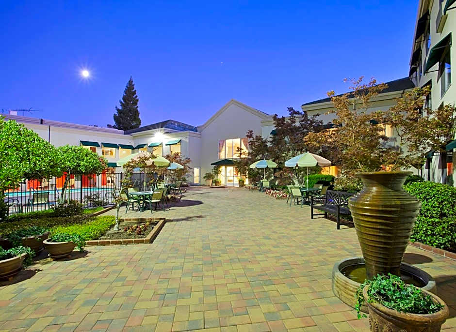 Holiday Inn Auburn By IHG