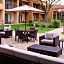 Courtyard By Marriott Detroit Dearborn