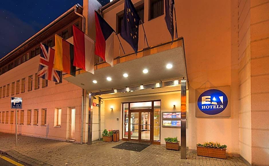 Photo 1 of 50 of EA Hotel Populus
