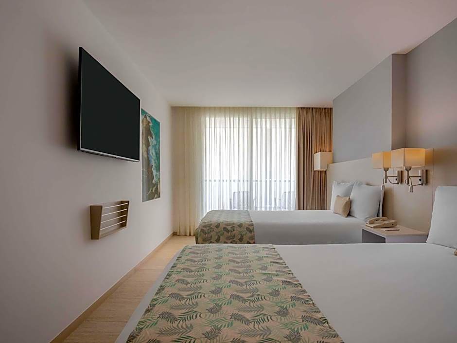 Mercure Santa Marta Emile