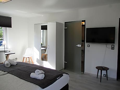 King Room with Garden View