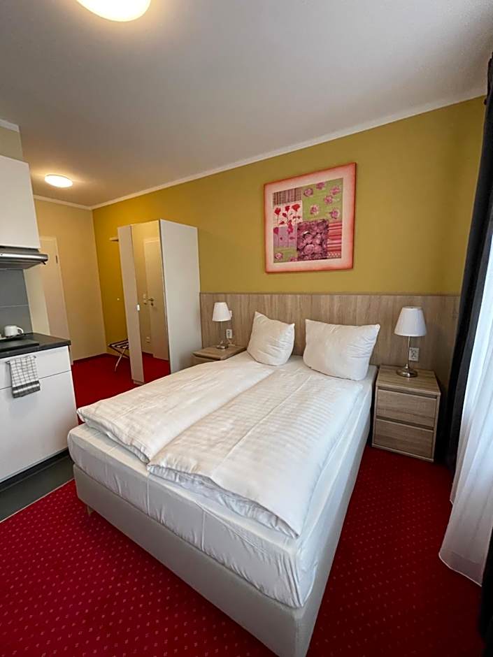 Palm Premium Hotel & Apartments