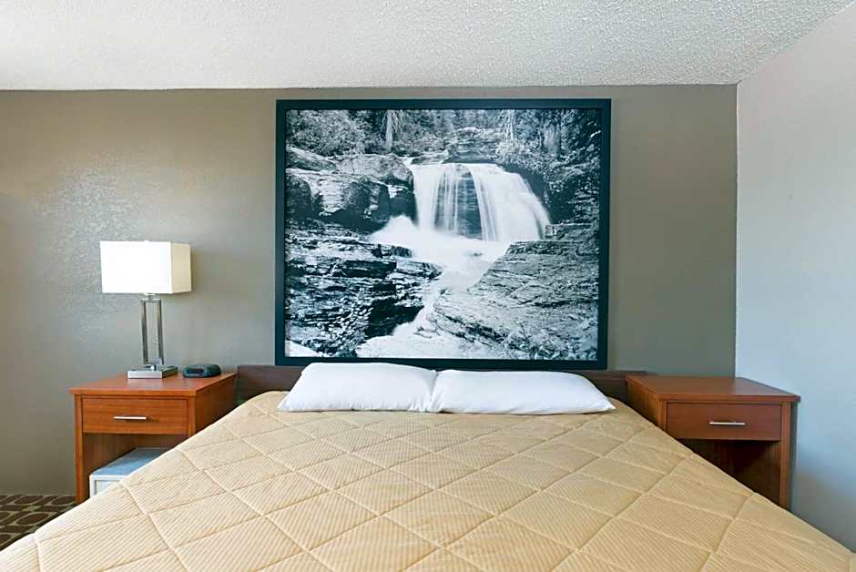 Super 8 by Wyndham Miles City