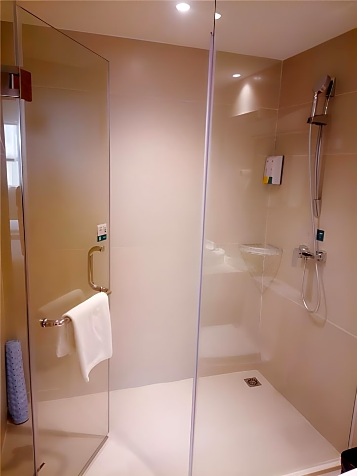 City Comfort Inn Yangjiang Yangchun Bus Station