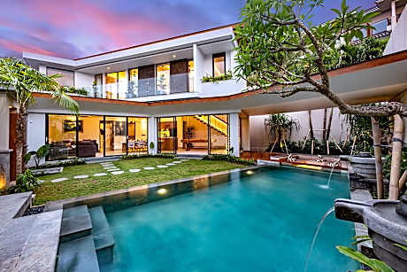 GRAND Three Bedroom Pool Villa