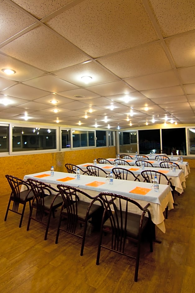 Kaila Krizantem Hotel