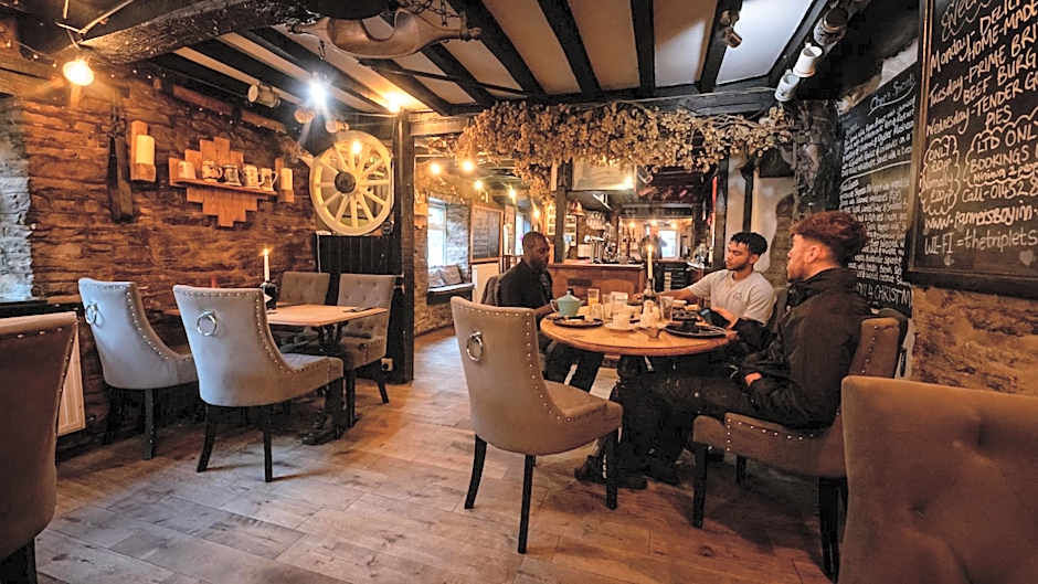 The Farmers Boy Inn Guest House