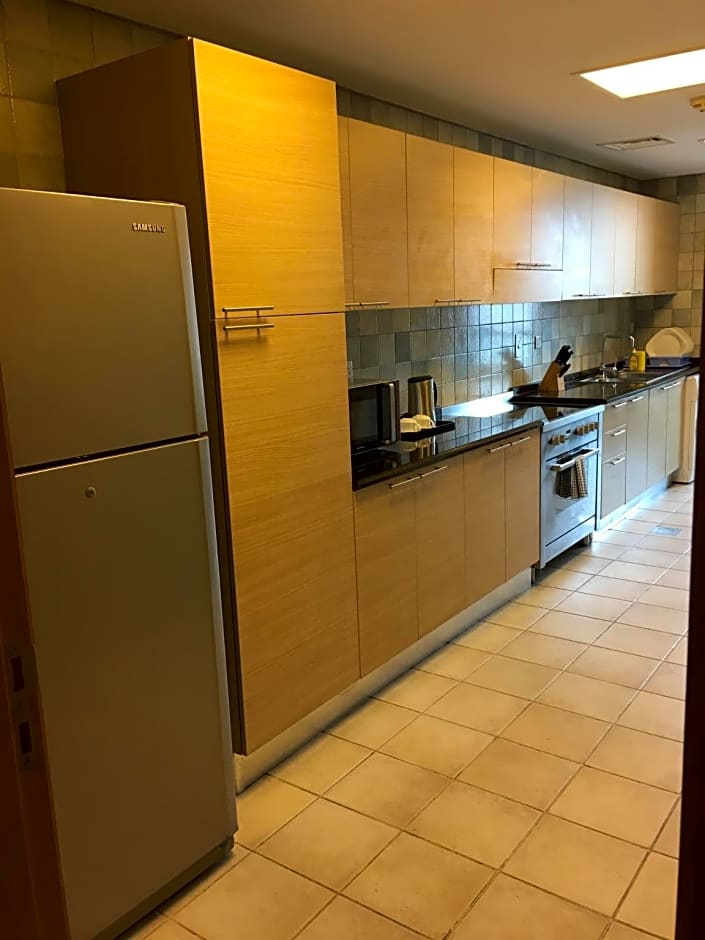 Nojoum Hotel Apartments LLC