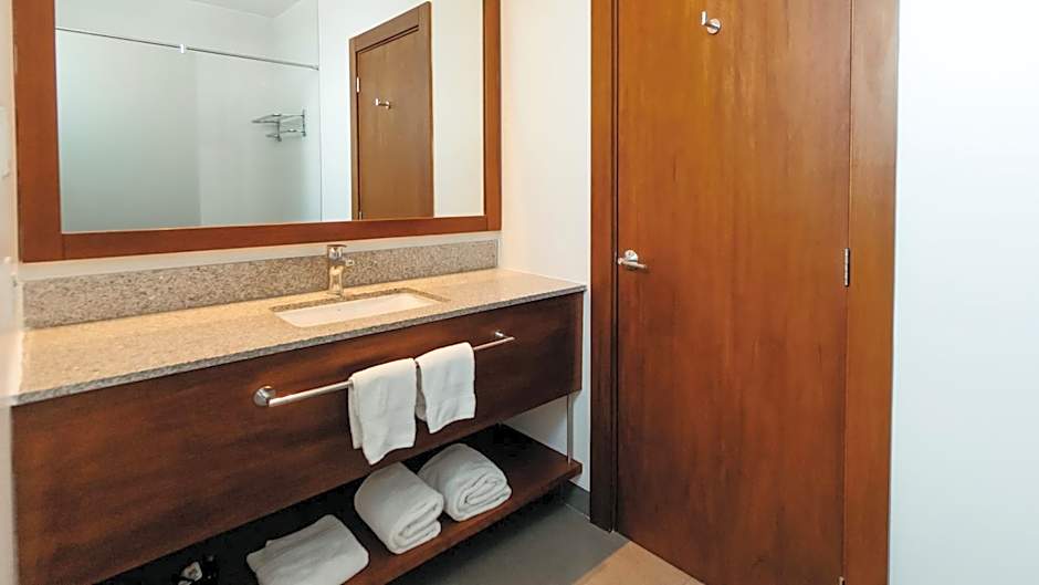 Holiday Inn Guayaquil Airport By IHG