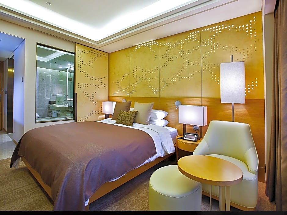 Hotel Hyundai by Lahan Ulsan