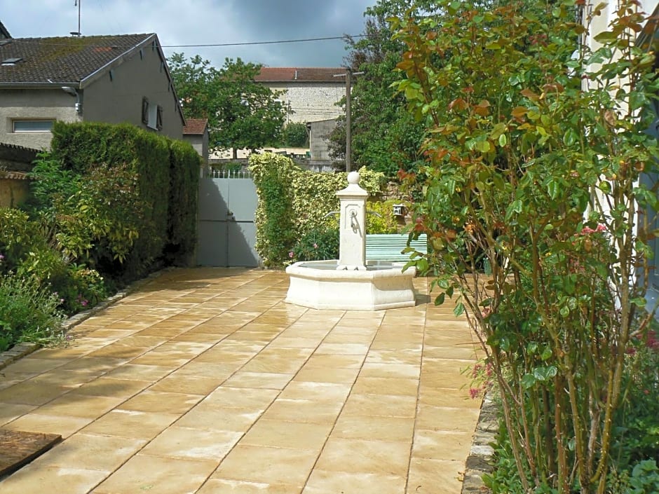 Photo 1 of 50 of La Maison de l'Etang