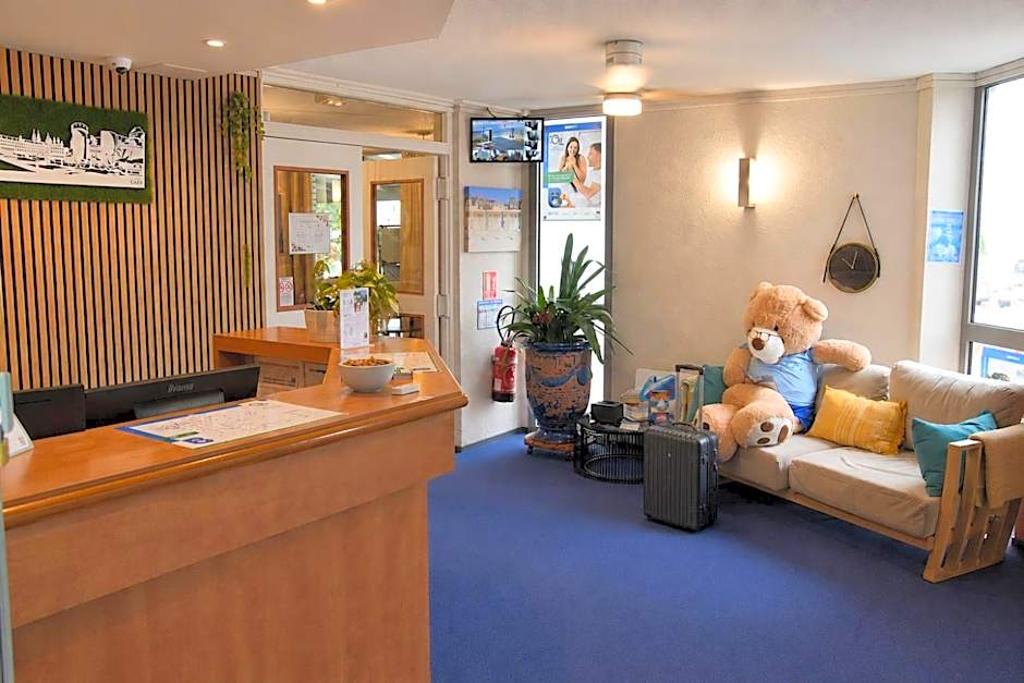 BRIT HOTEL Caen Hérouville