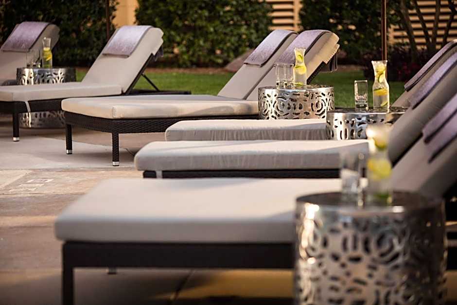 Renaissance by Marriott Waterford Oklahoma City Hotel