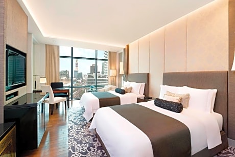Grand Deluxe Guest room, City view