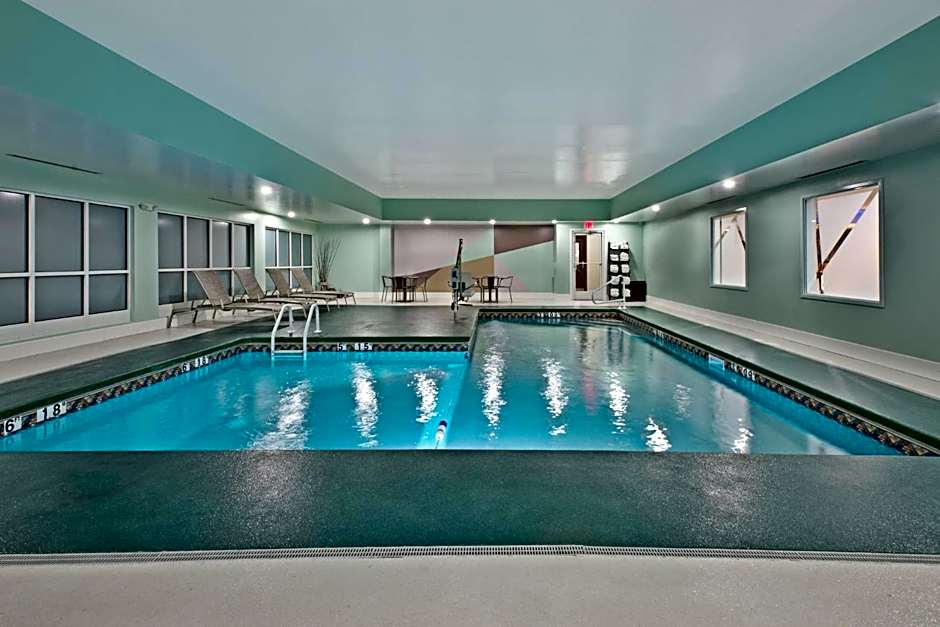 Holiday Inn Express & Suites Harrisburg S - New Cumberland By IHG