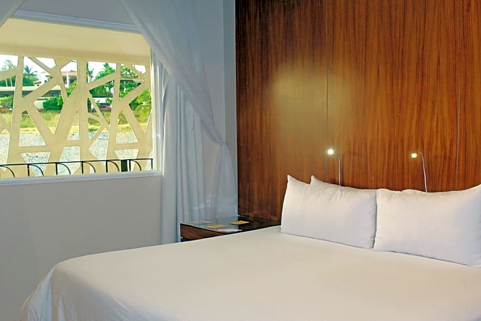 Krystal Grand Los Cabos - All Inclusive