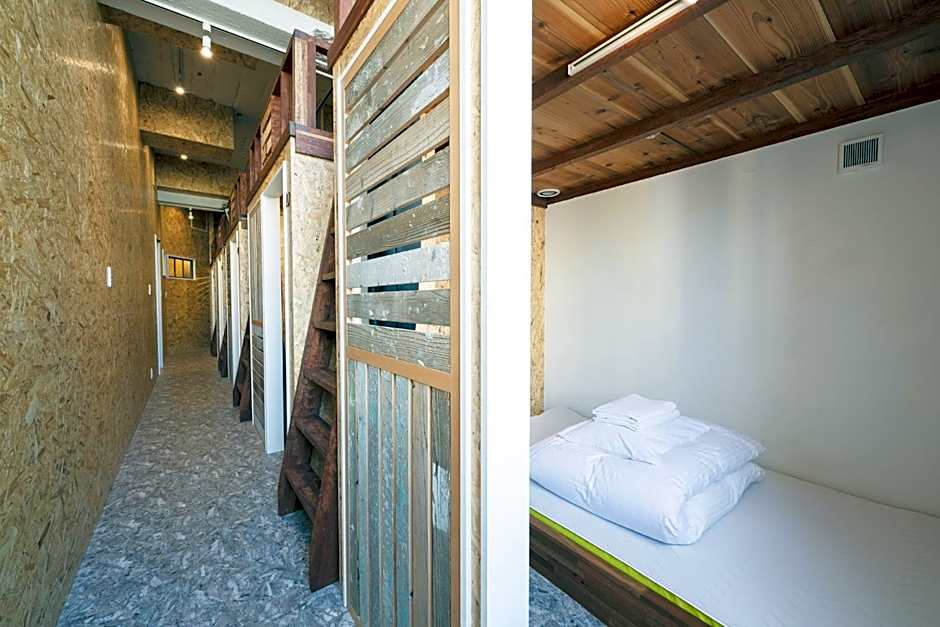 Kotori Coworking & Hostel Kotohira