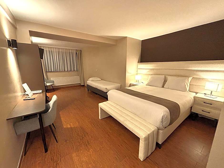 Escale Hotel