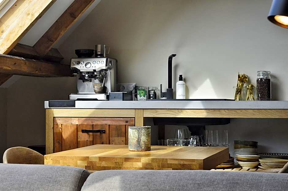 Van Heeckeren Apartments & Suites Buren