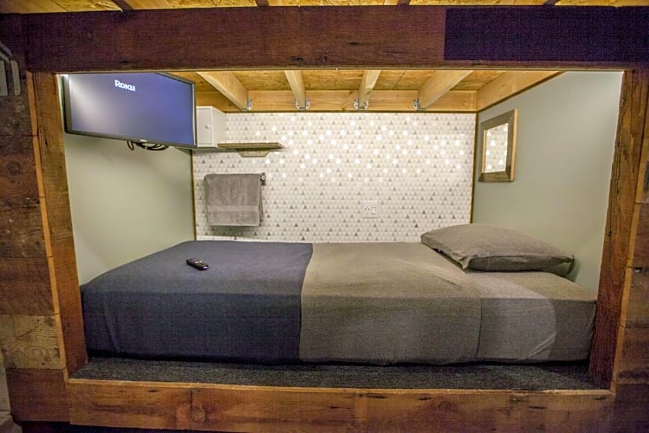 PodShare Los Feliz