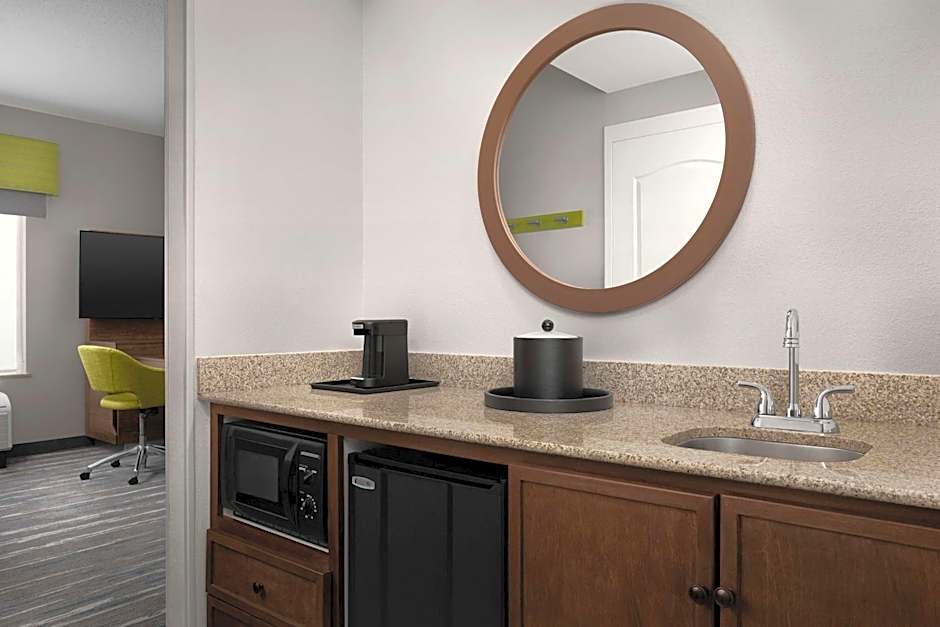 Hampton Inn By Hilton & Suites Durham North I-85