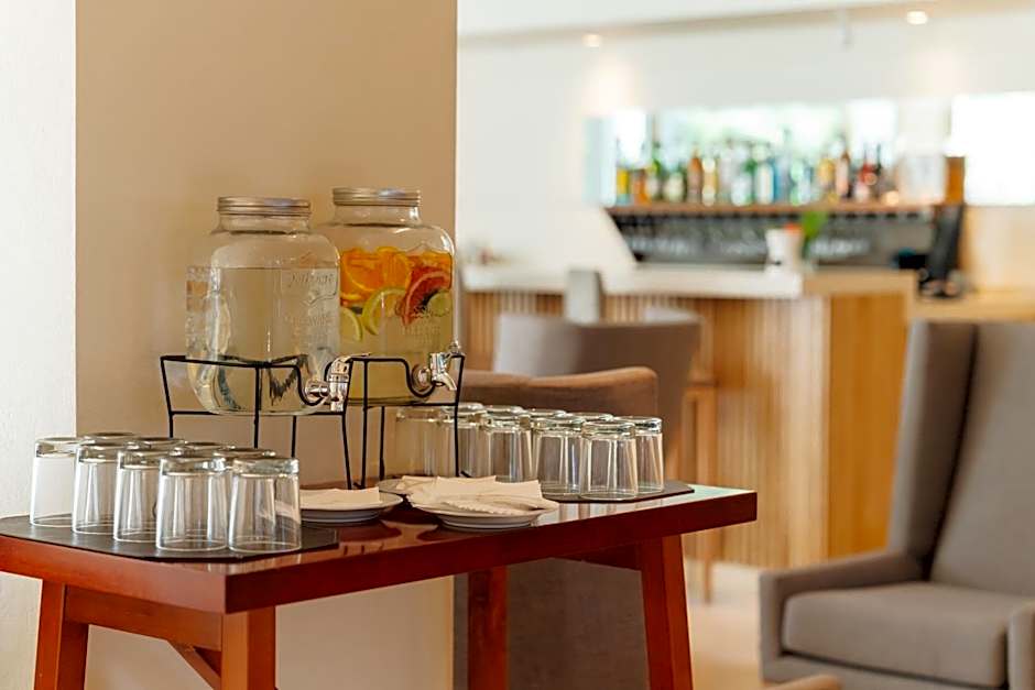 Loi Suites Recoleta Hotel