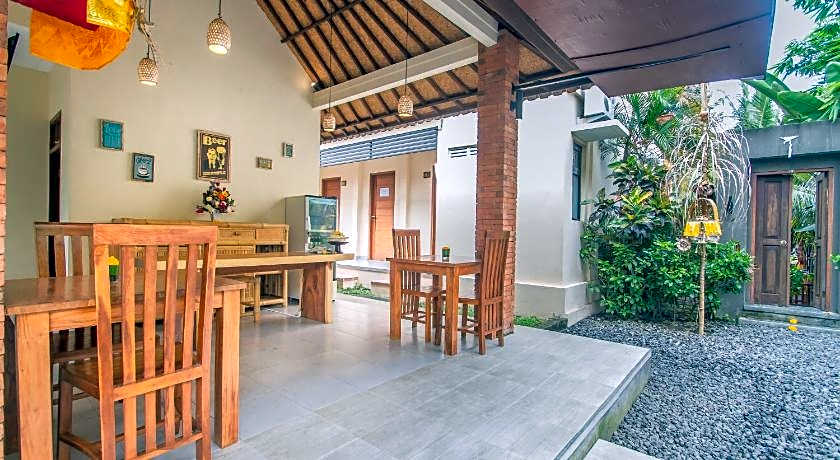 Buah Naga Sari Guest House