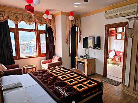 Super Deluxe Double Room