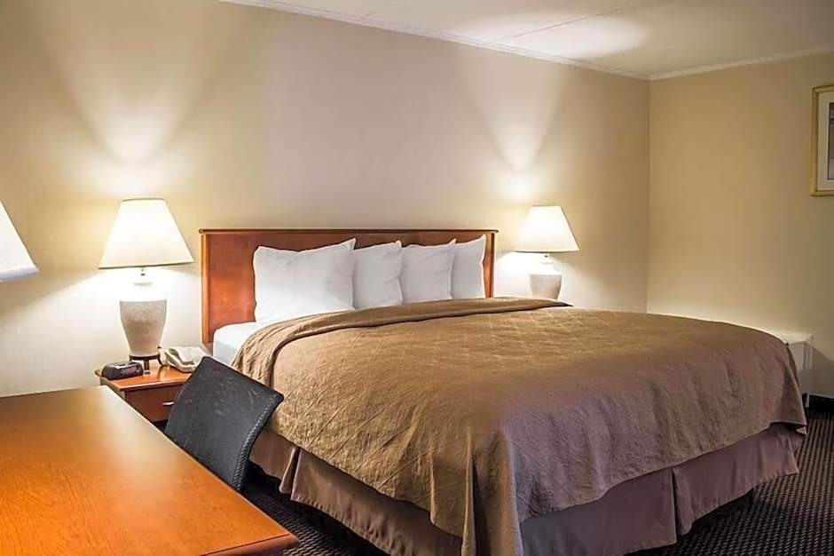 Baymont by Wyndham Youngstown