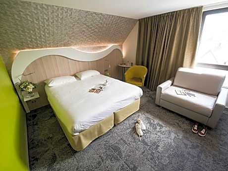 Standard Room with One Super Single Bed