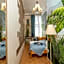 Acacia Private Rooms & Studios