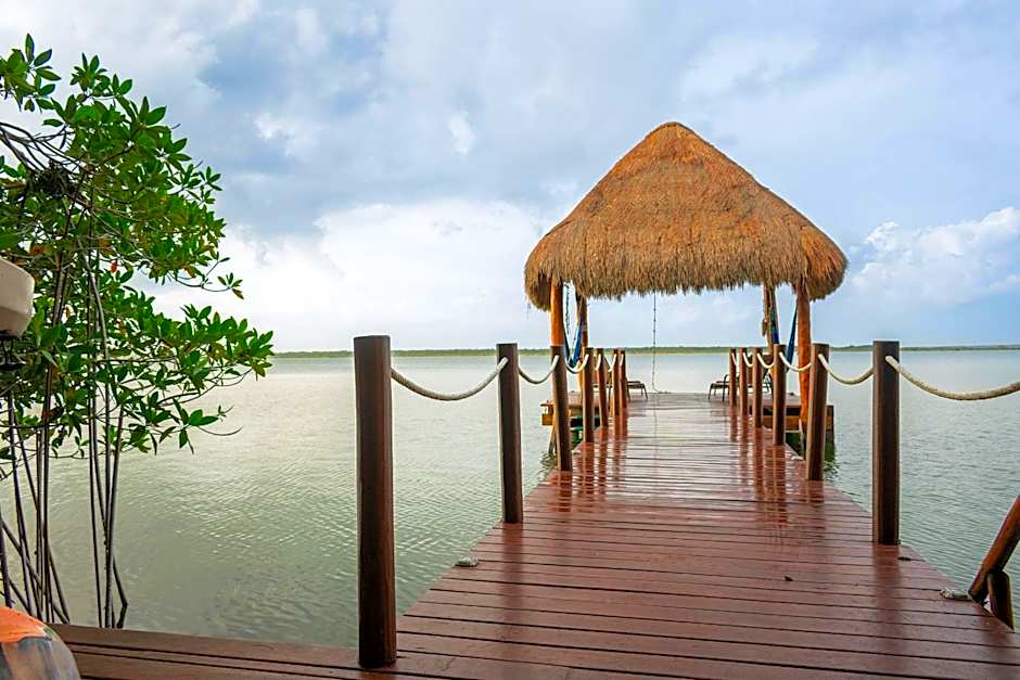Bacalar Casa Relaxo frente a la Laguna con Muelle Privado