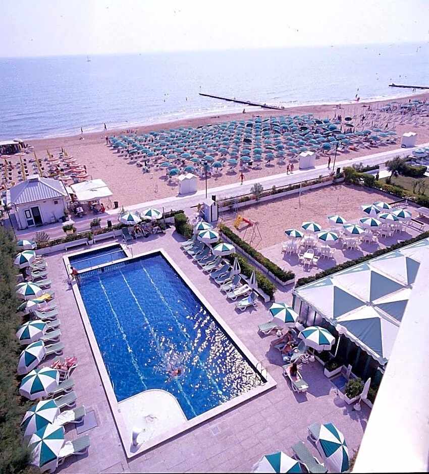 Hotel Heron