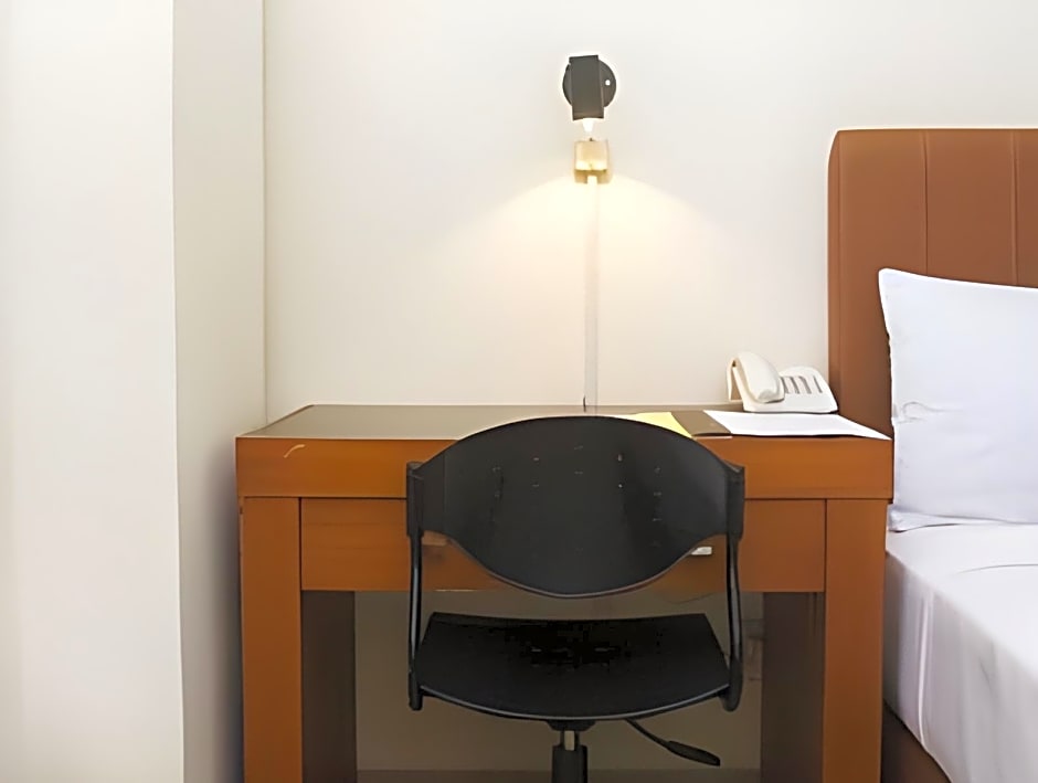 House of Arsonia Tulip