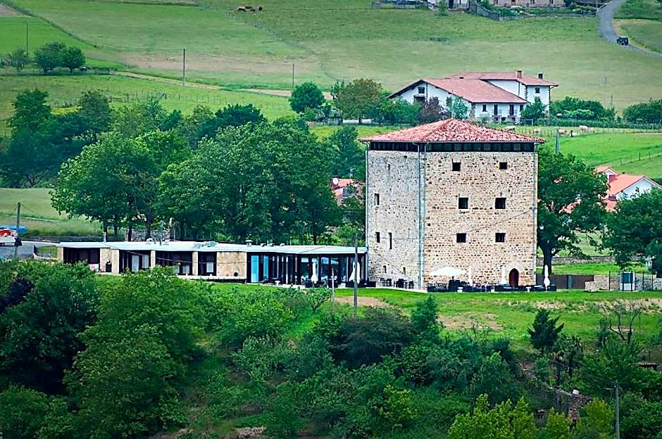 Hotel Torre Zumeltzegi