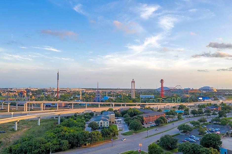 Holiday Inn Express & Suites Arlington North Stadium Area By IHG