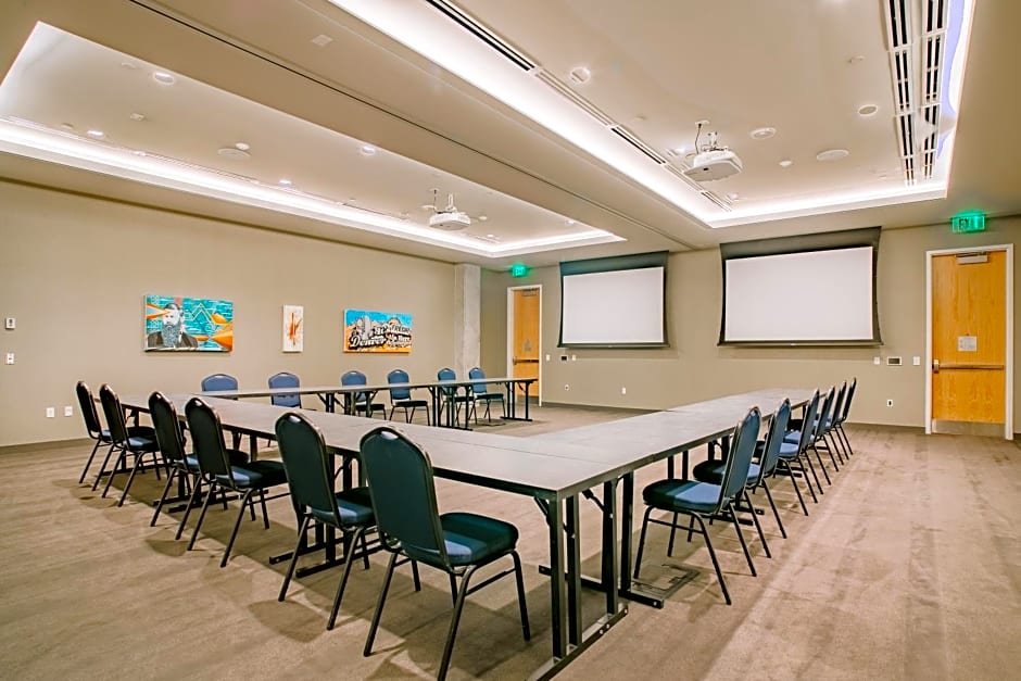 Hotel Indigo Denver Downtown - Union Station by IHG