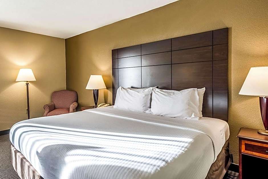 Clarion Hotel - Cincinnati North – Cincinnati, OH