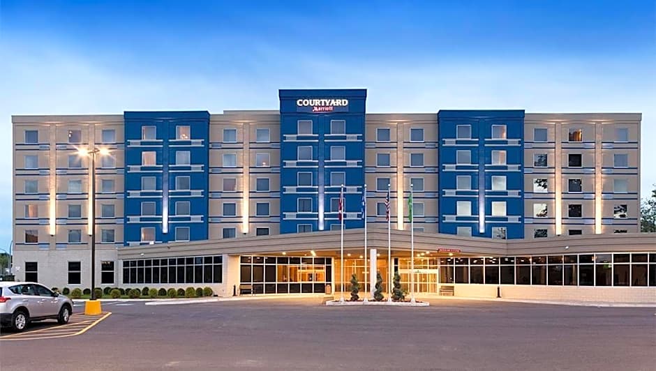 Courtyard by Marriott Montreal West Island/Baie D'Urfe