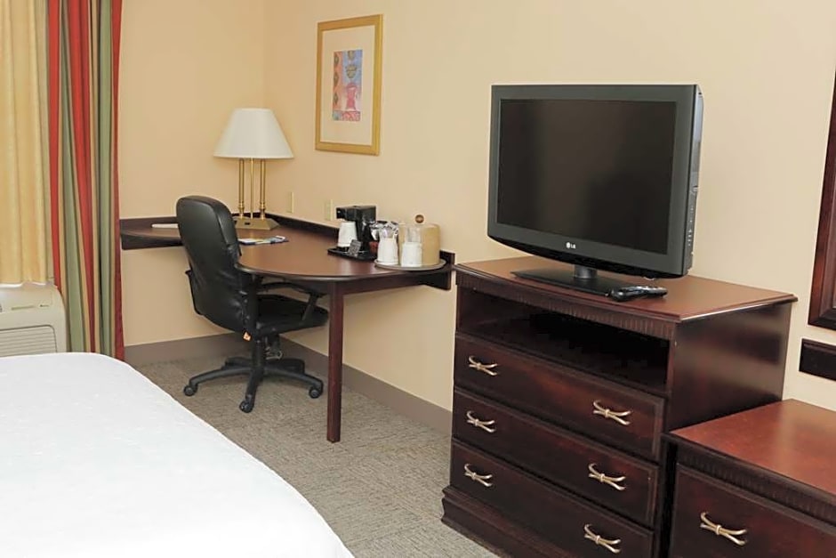 Hampton Inn Clinton