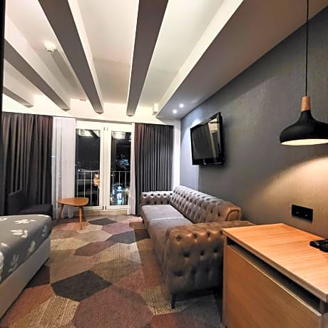 Superior Double Room with City View