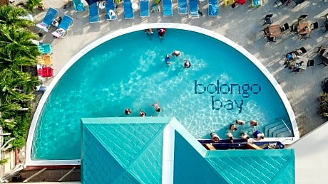 Bolongo Bay Beach Resort