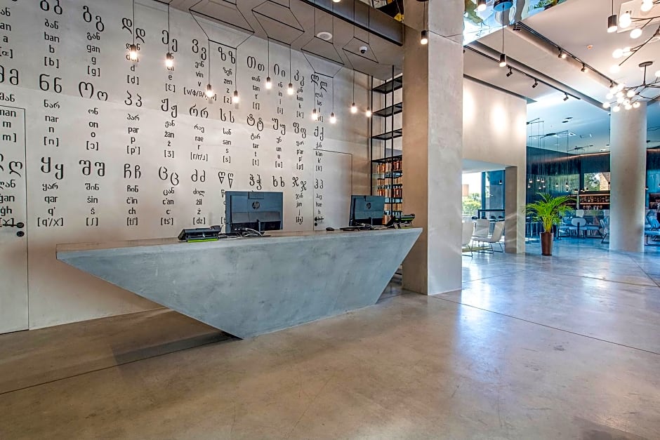 Golden Tulip Design Tbilisi