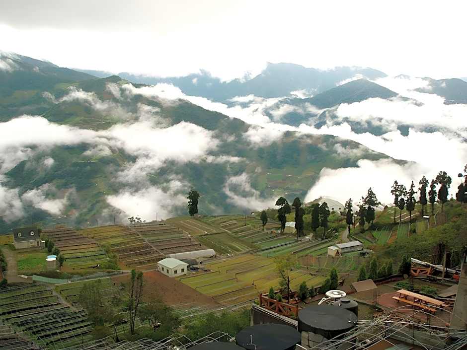 Sea of Clouds Vacation Villa I