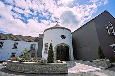 Dunadry Hotel And Gardens