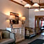 HH 207 Ski-InOut Sunrise Views Village Steps Sleeps 4