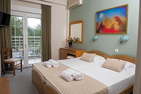 Twin Room with Garden View