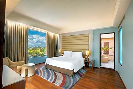 Metropolis Executive Suite